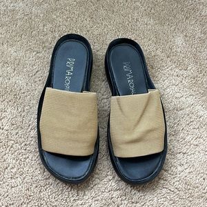 Prima Royale Sandals BRAND NEW IN BOX